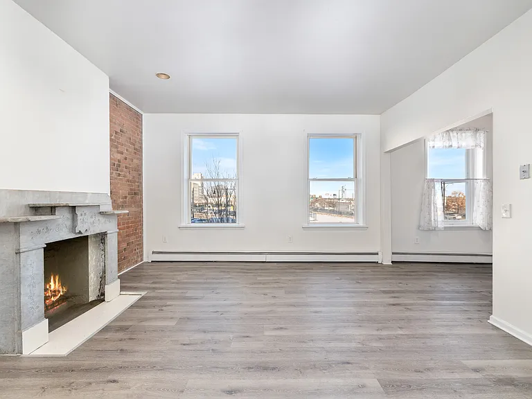 43 Fulton St #2A — Photo 5