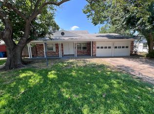 2404 Misty Ln, Carrollton, TX 75006