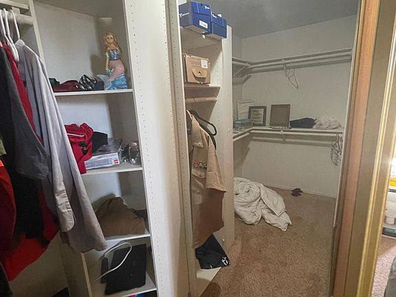 3rd image of 40235 Benwood Ct
