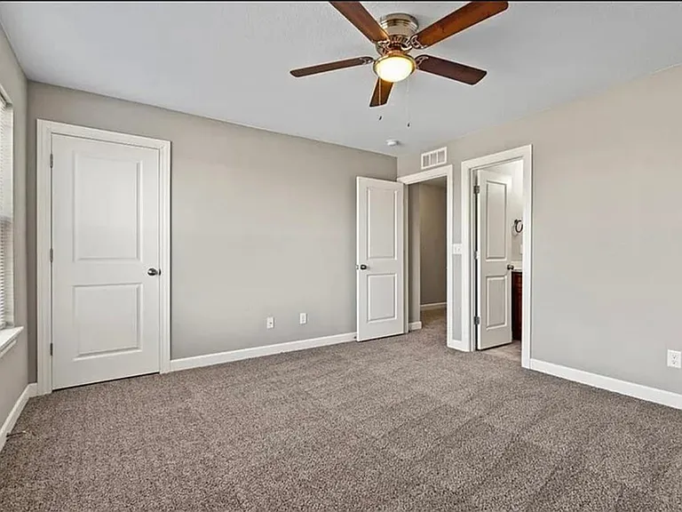 10518 Clubhouse Dr #10518 — Photo 6