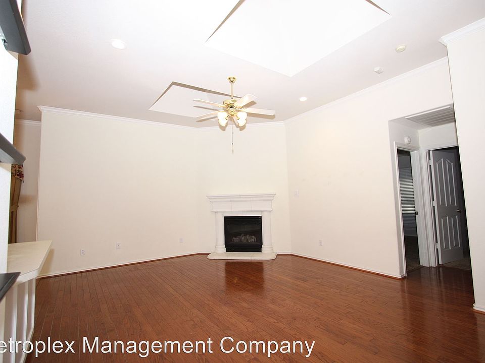 1st image of 5909 Starboardway Dr