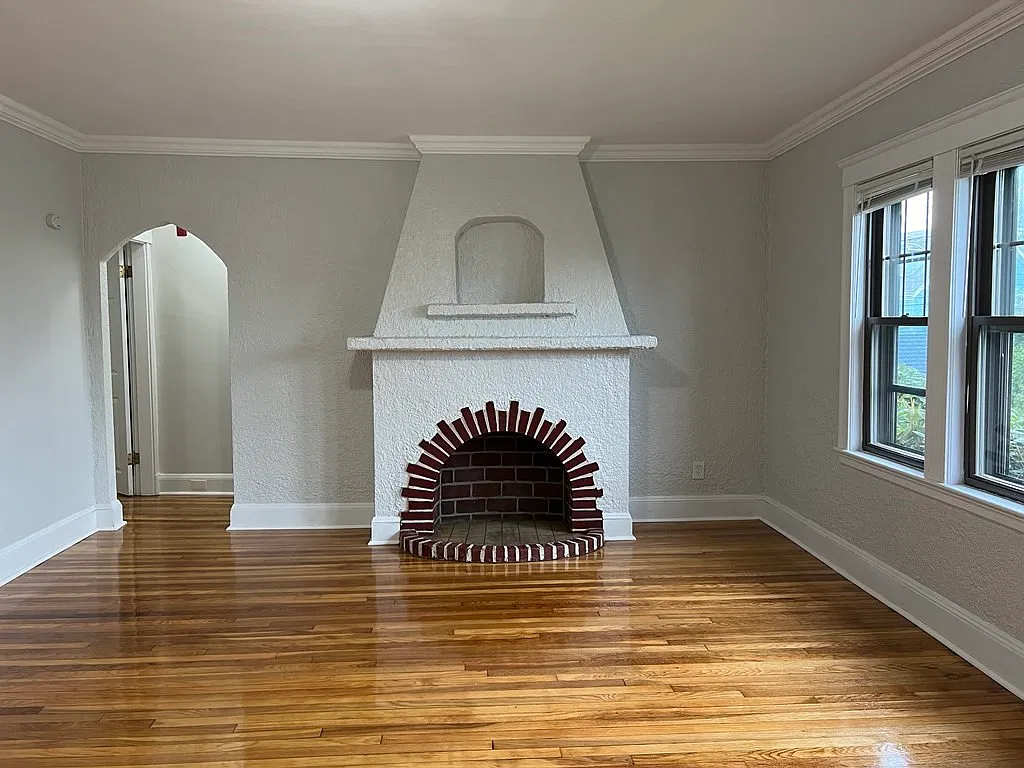 2 bed, 1.0 bath, 700 sqft, $2,495 — Photo 4