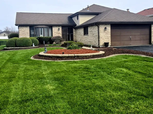 22709 Jamie Ct, Richton Park, IL 60471