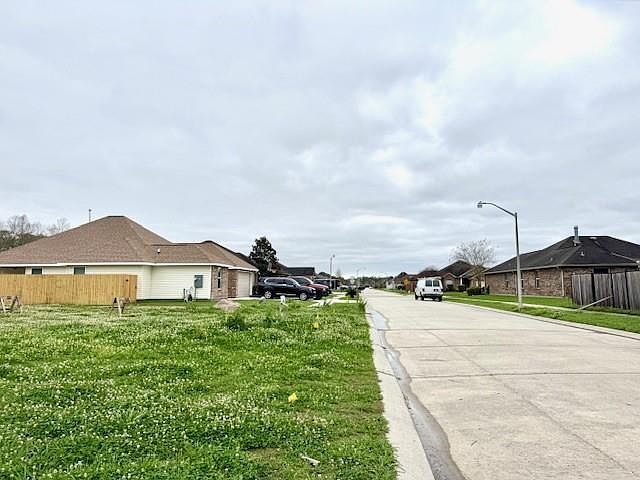 2nd image of 4408 Park Shore Dr