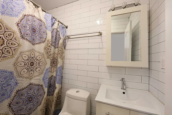 Sold by Rand Realty NY | media 8