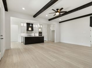 713 Abbey Rd, Van Alstyne, TX 75495