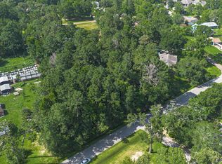 N Plantation Ave, Porter, TX 77365