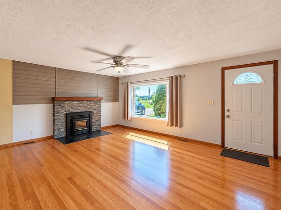 4th image of 14751 W Michigan Ave