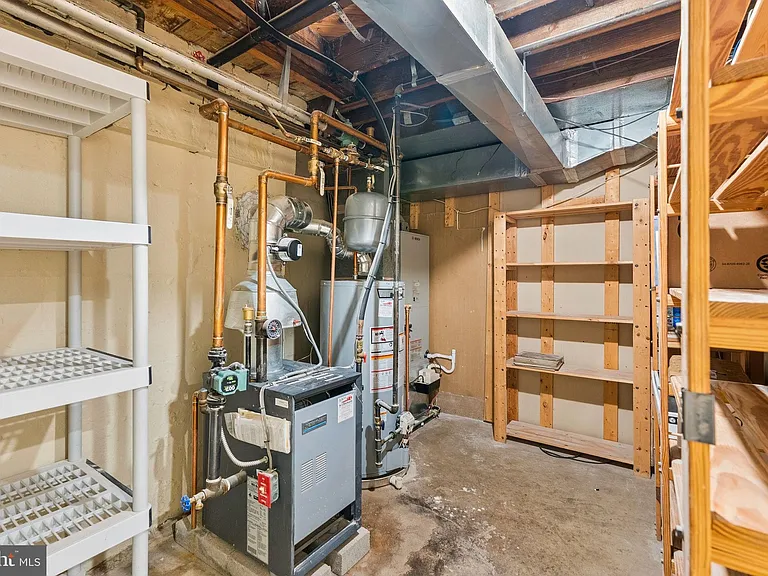 418 Murdock Rd — Photo 37