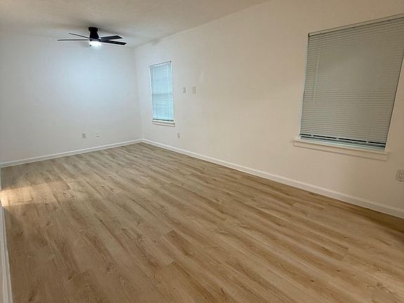 5th image of 5311 Lyndhurst Dr