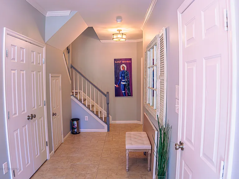 21682 Kings Crossing Ter — Photo 2