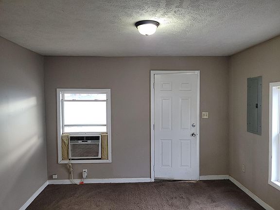 2nd image of 313 Reynolds Ave #A
