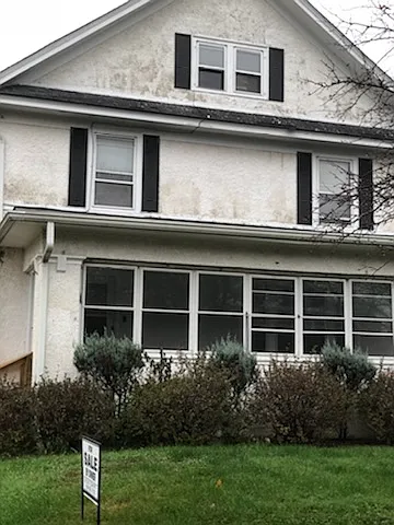 1833 27th St photo 1