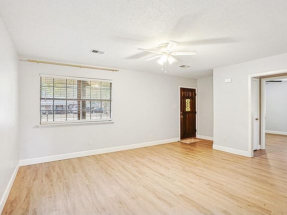 2nd image of 16 Hickory Dr