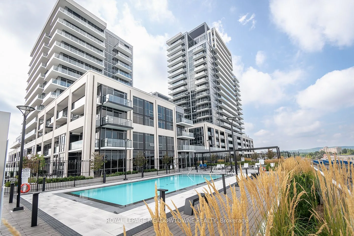 2 bed, $2,550 — Photo 1