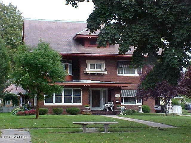 1st image of 36 Orchard Pl