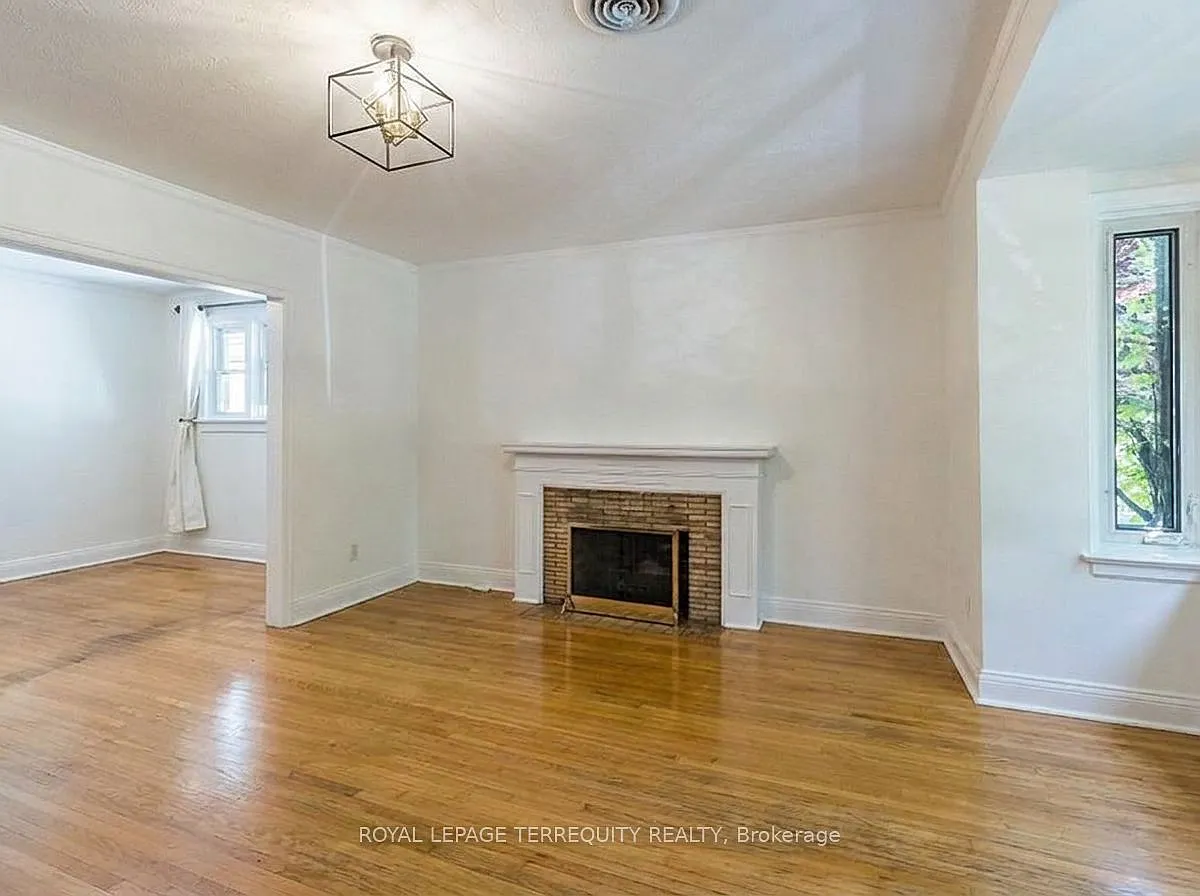 3 bed, $4,199 — Photo 4