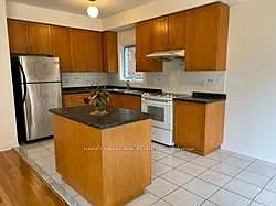 107 Brock Ave — Photo 5