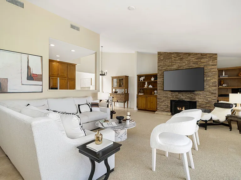 44825 Guadalupe Dr — Photo 16