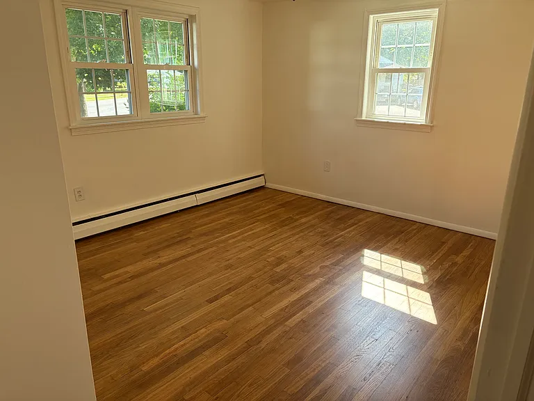 50 Roosevelt Blvd — Photo 11