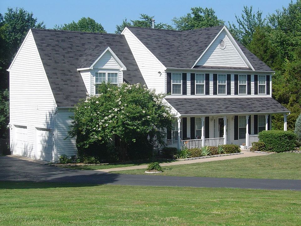 Beautiful setting on over 1.5 acres