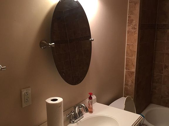 Main bathroom