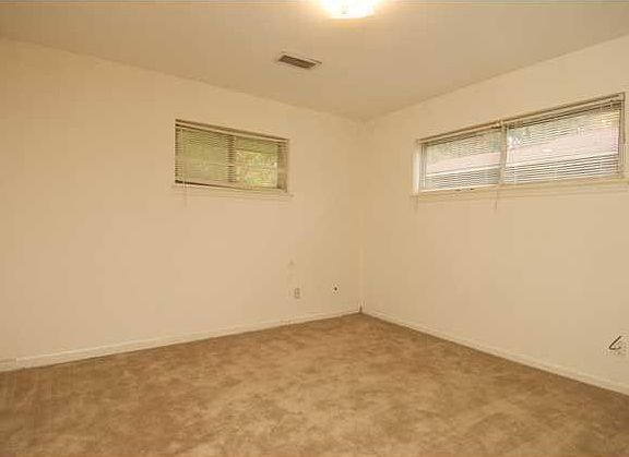 5th image of 4017 Arbor Place Ln