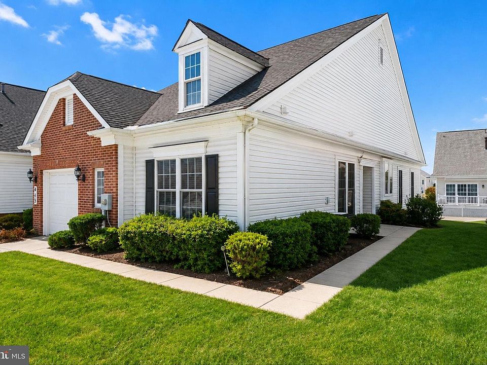 1st image of 413 Clubside Dr #299