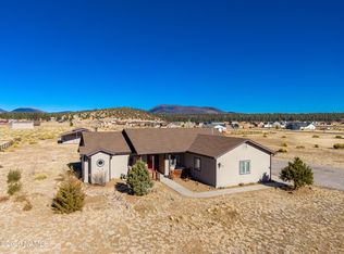 8783 E Neptune Dr, Flagstaff, AZ 86004