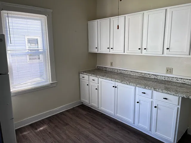 1281 Webb Rd — Photo 11