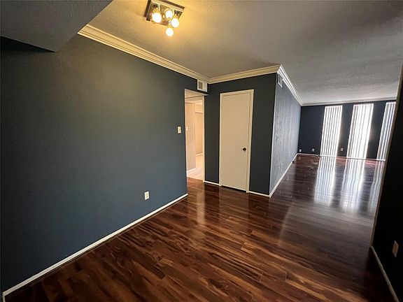 3rd image of 4639 Wild Indigo St #27/466