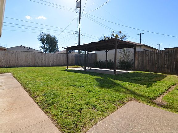 4th image of 604 Alicante Dr