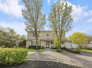 4 Ficus St, Port Jefferson Station, NY 11776