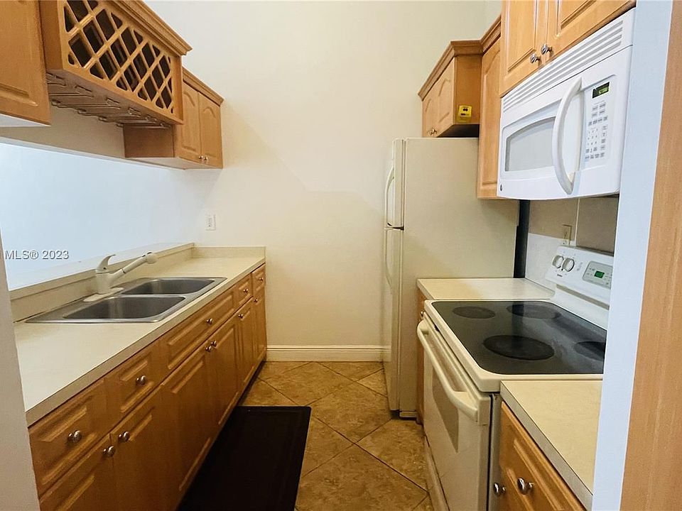 1st image of 18200 Mediterranean Blvd #822