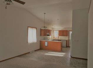 2222 Knuell St, Manitowoc, WI 54220