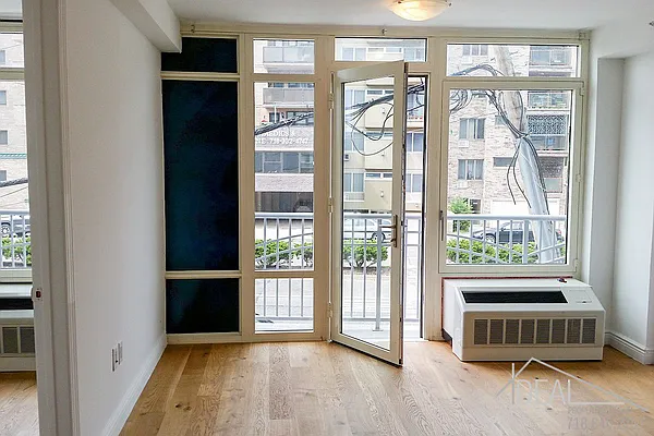 Rented by Ideal Properties Group | media 15