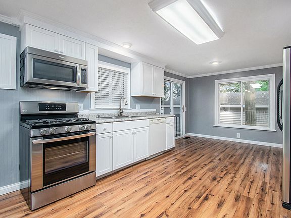 5th image of 50794 45th St