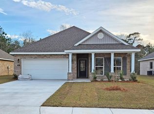 76 Saltmeadow Cir, Ocean Springs, MS 39564