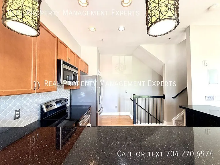 633 McNinch St — Photo 3