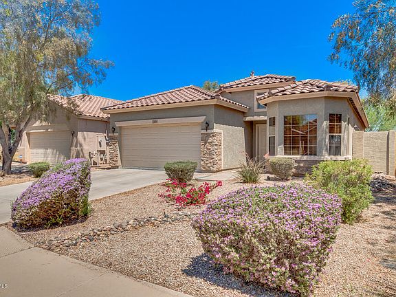 3rd image of 44854 W Paraiso Ln