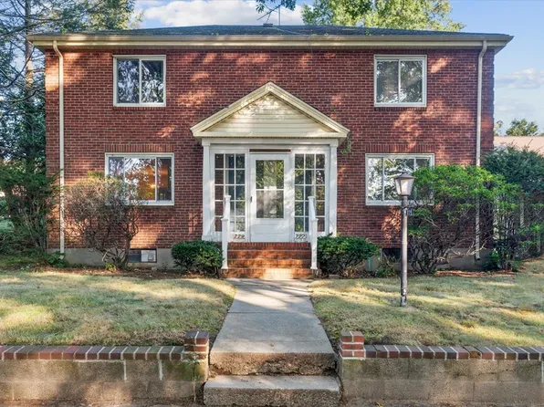 777-779 Vfw Pkwy, West Roxbury, MA 02132