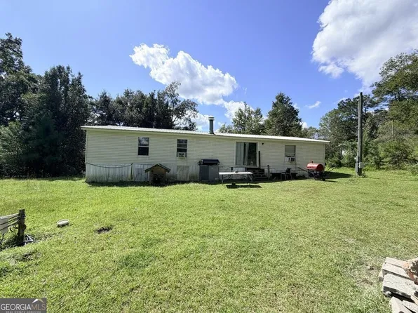 171 Lakeview Dr, Cairo, GA 39828