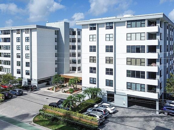 2nd image of 9660 W Bay Harbor Drive #4B