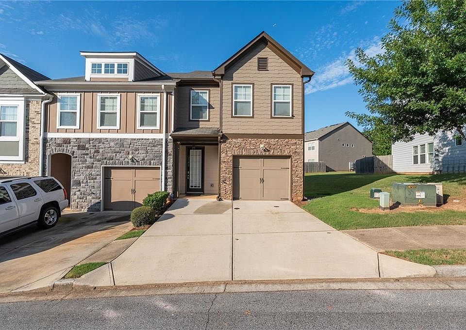 1st image of 2392 Belmont Pl