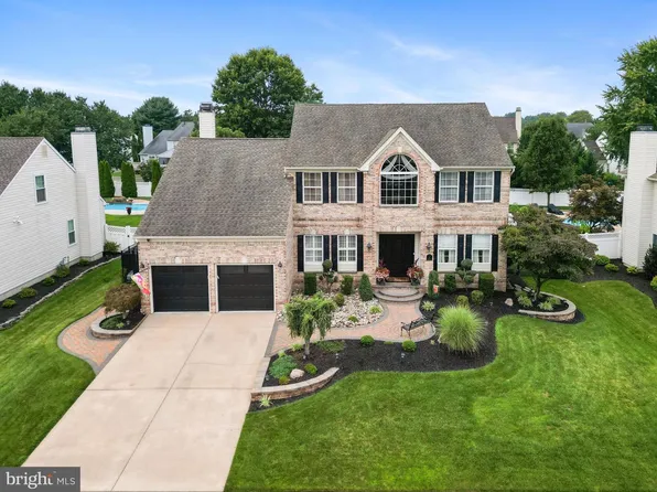 81 Kingsbridge Dr, Lumberton, NJ 08048