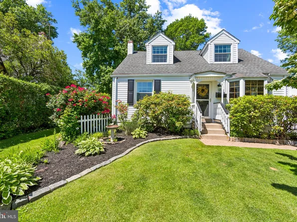721 Brookside Ave, Swarthmore, PA 19081
