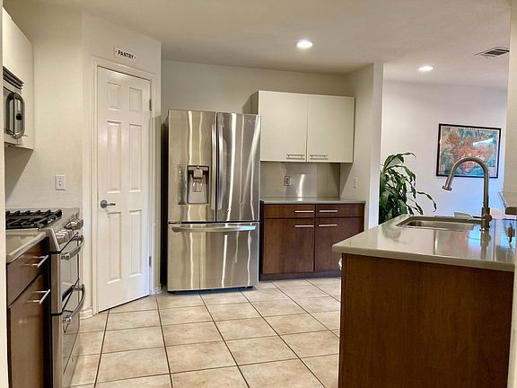 Kitchen with all high end stainless steel appliances