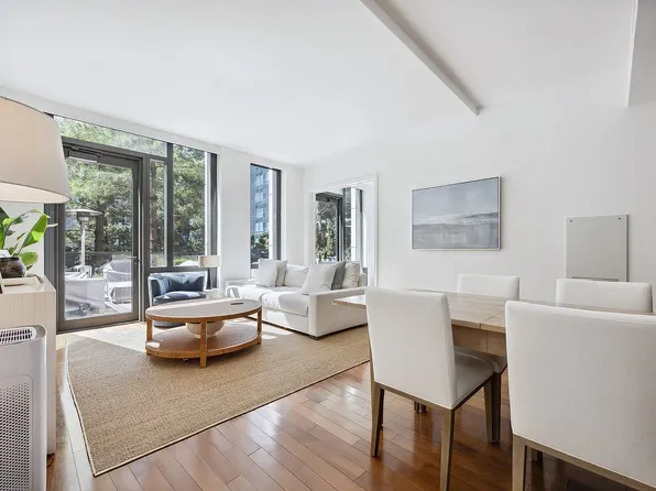 99 Warren St APT 5D, New York, NY 10007