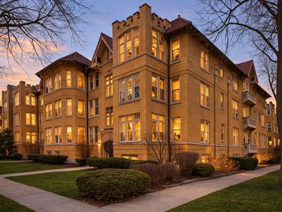 38 Washington Blvd #1, Oak Park, IL, 60302