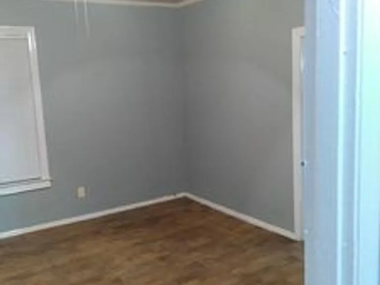 120 Barker Ave — Photo 18